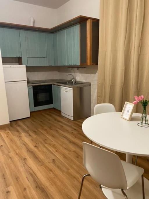 La Casa Di Amalia Lejlighed Rho Eksteriør billede